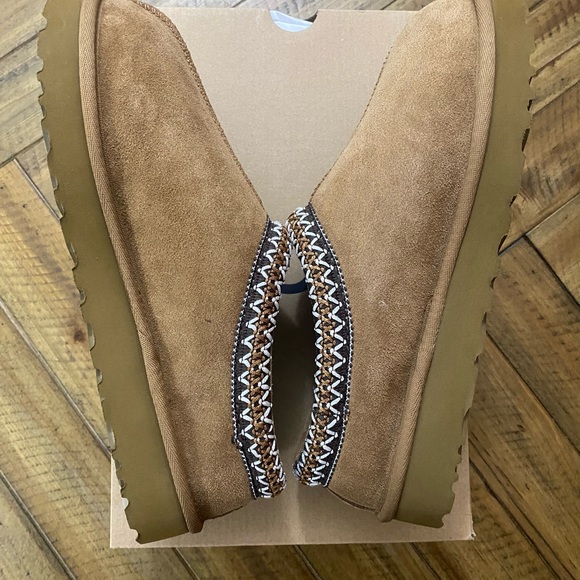 UGG Tasman Chestnut Women size 9 *New* - Picture 13 of 16
